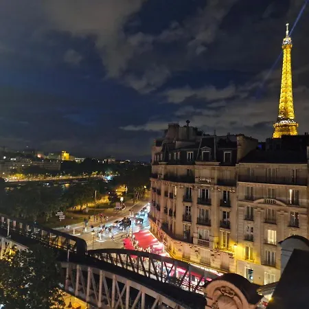 Charmant Parisien Apartment